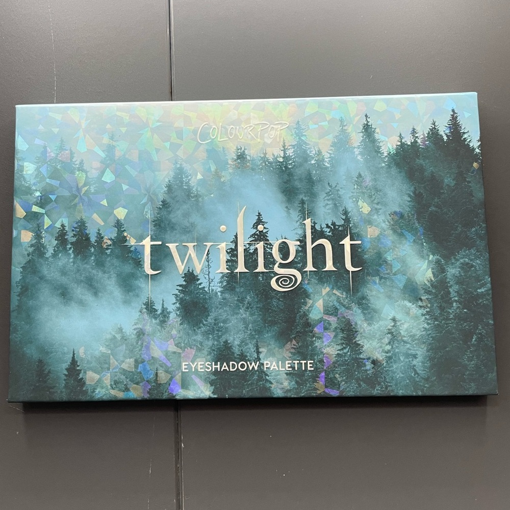 Colourpop Twilight eyeshadow palette